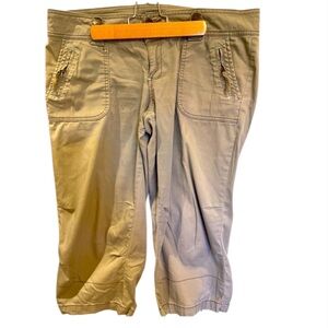 Z Co. Women’s Capri Cargo Pants Size 13